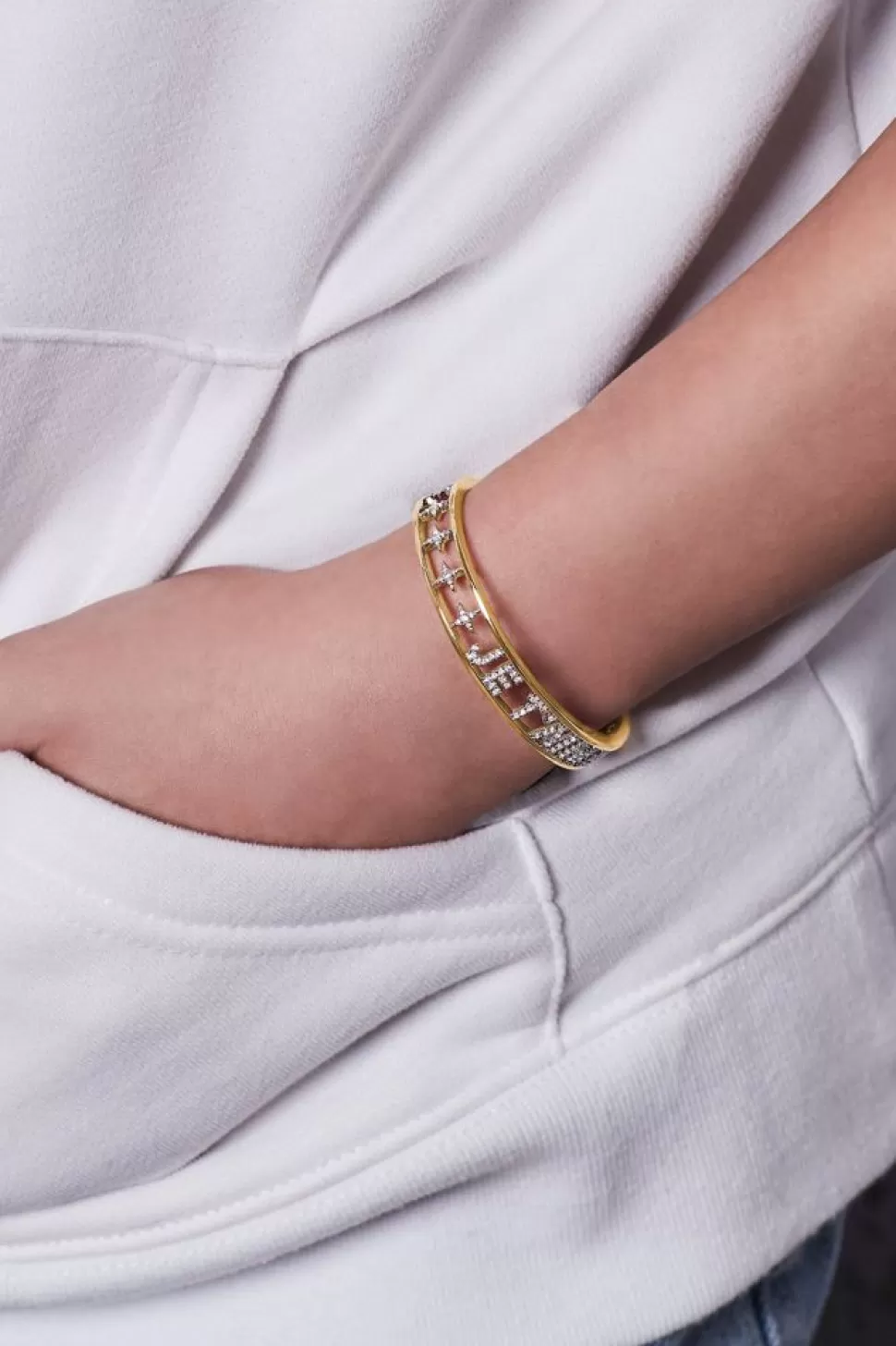 APM Monaco Je T'Aime Cuff- Bracelets